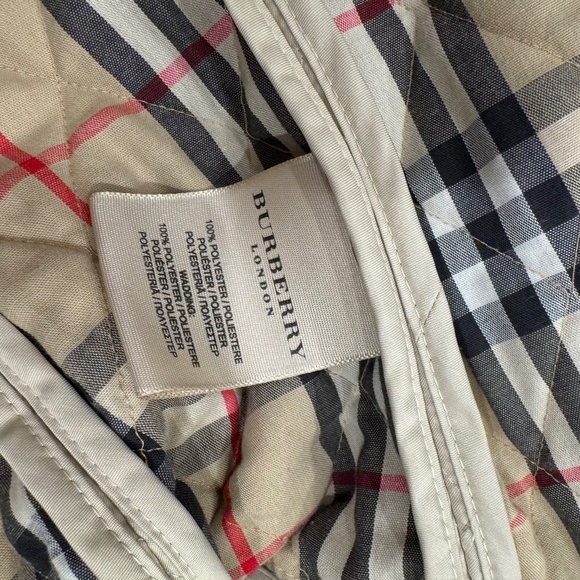 Burberry Beige Quilted Utility Jacket with Signature Check Trim - Picture 6 of 8